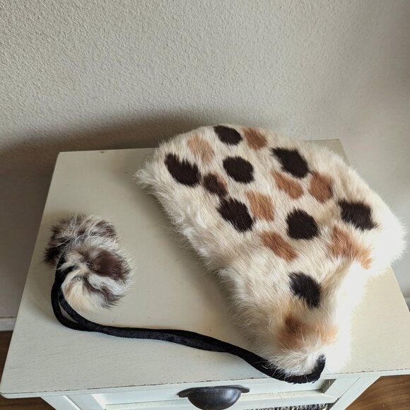 Vintage 1950\'s Woman\'s White / Ivory Fur Bonnet with PomPom ties